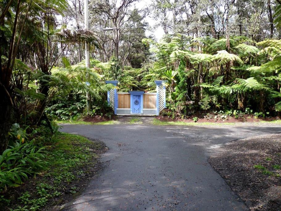 Upcountry Volcano Mountain Cottage Exterior photo